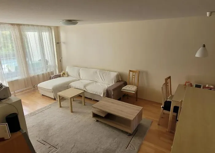 Helle, Ruhige Wohnung In Der Naehe Von Bmw Und Olympiapark